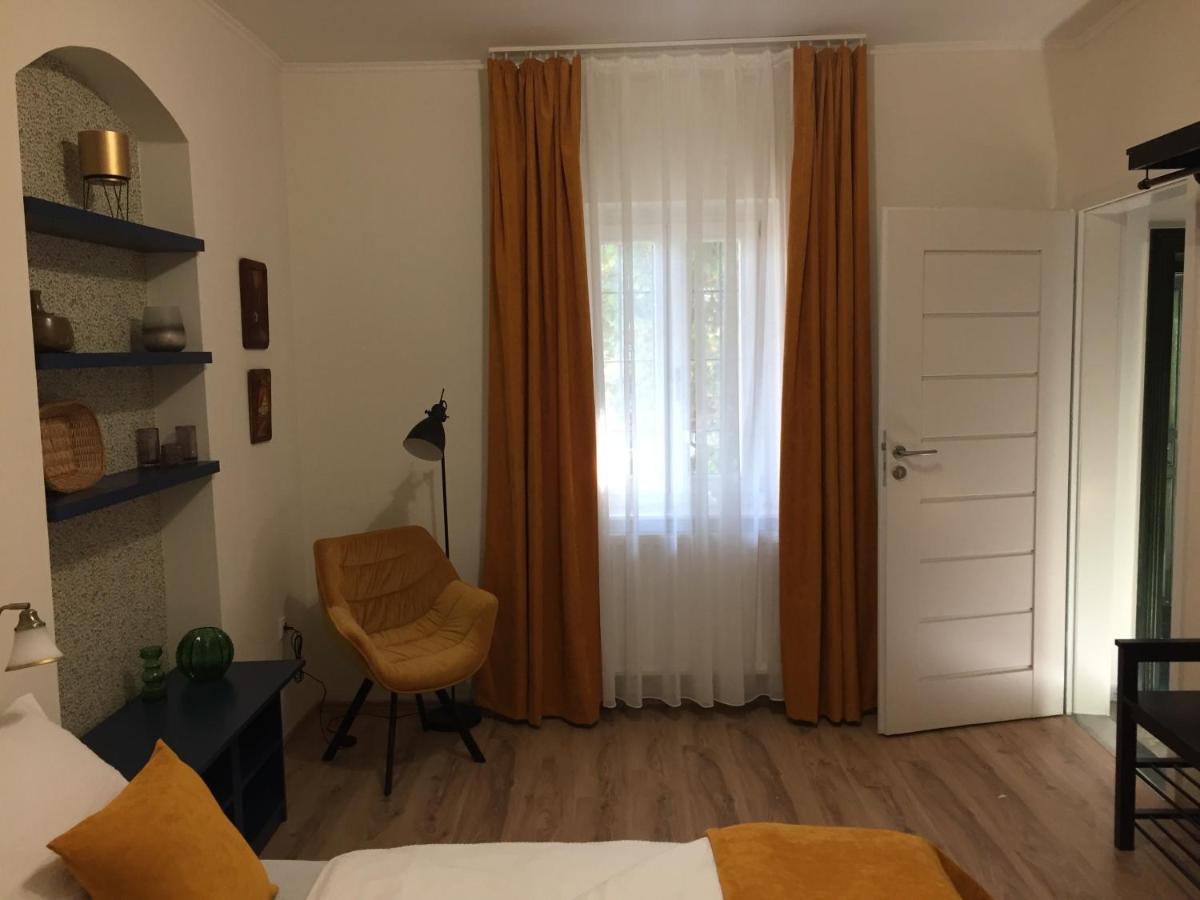 Kikerics Vendeghaz Bed & Breakfast Villany Bagian luar foto