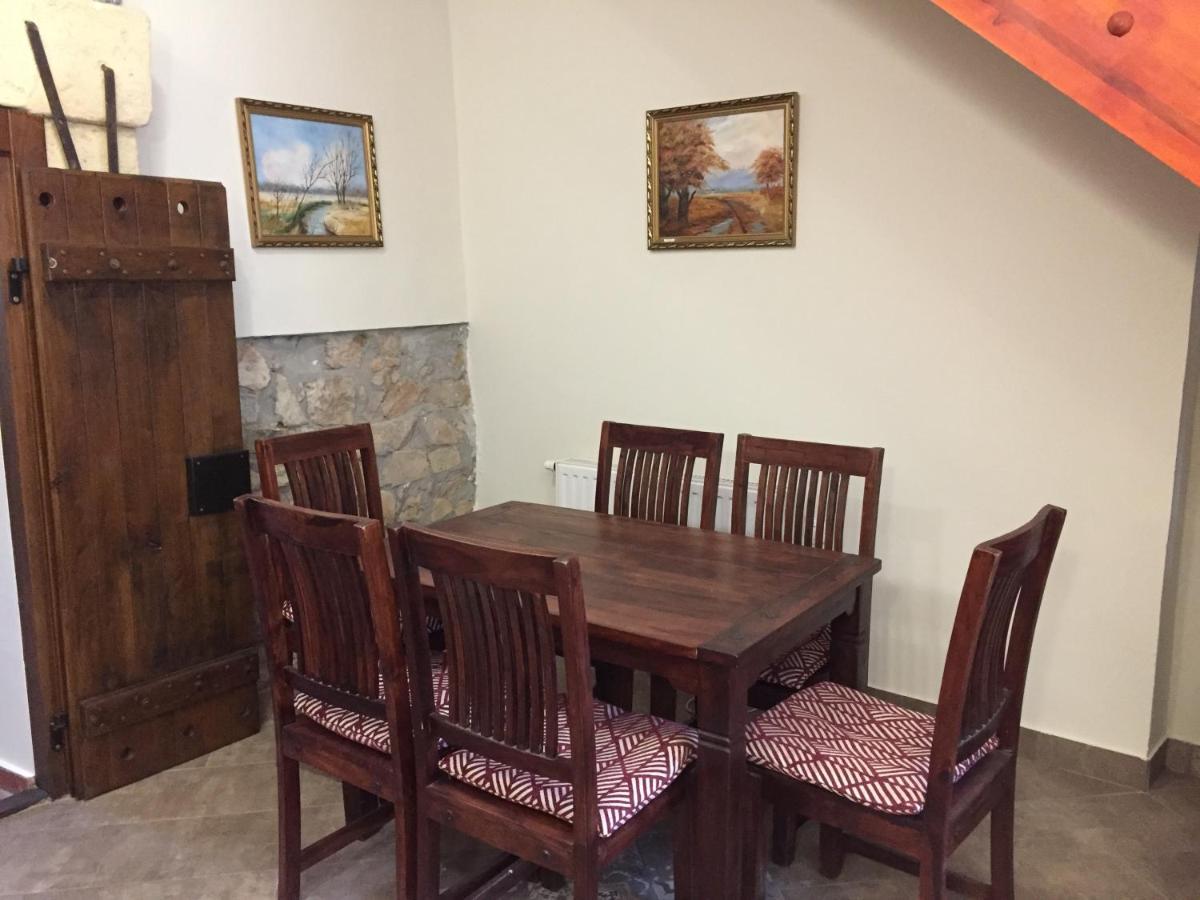 Kikerics Vendeghaz Bed & Breakfast Villany Bagian luar foto