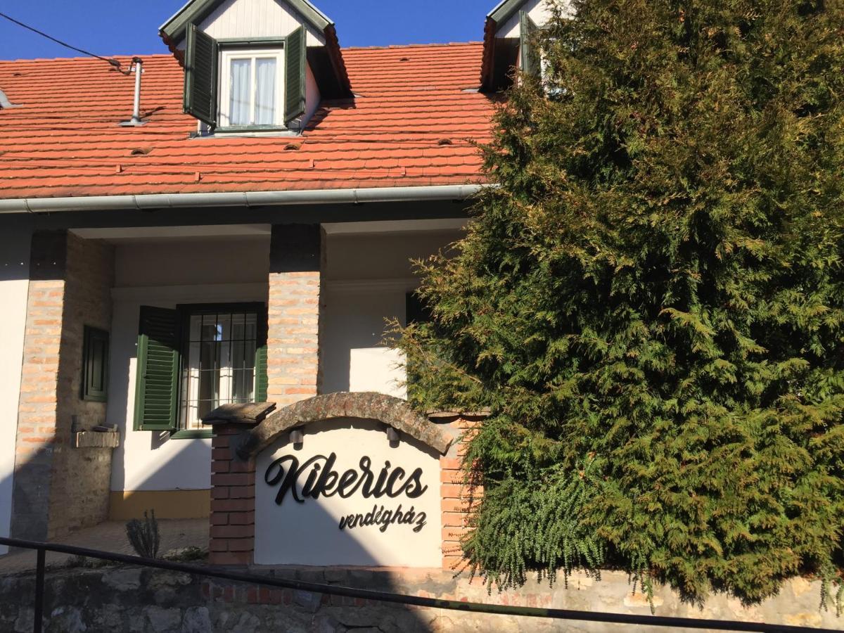 Kikerics Vendeghaz Bed & Breakfast Villany Bagian luar foto
