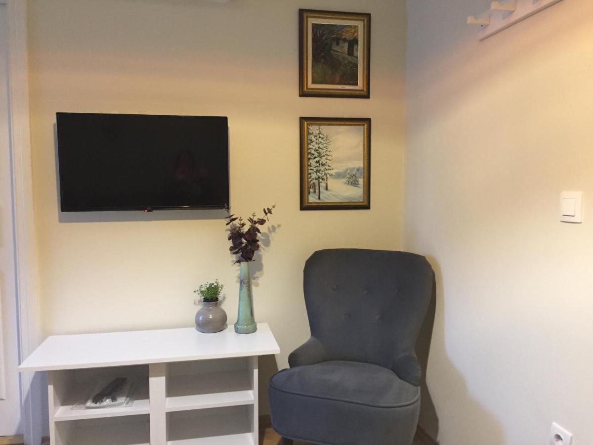 Kikerics Vendeghaz Bed & Breakfast Villany Bagian luar foto