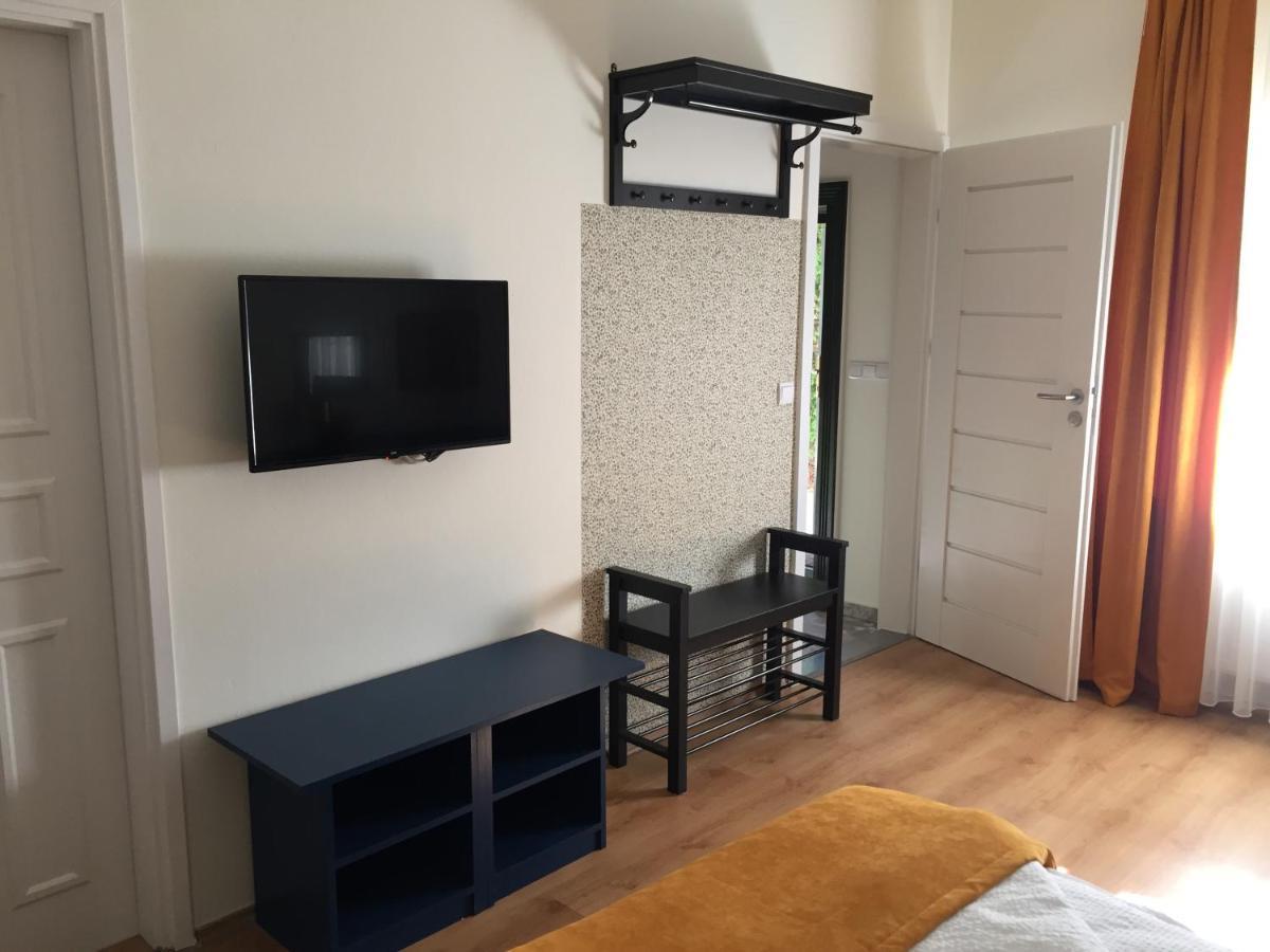 Kikerics Vendeghaz Bed & Breakfast Villany Bagian luar foto