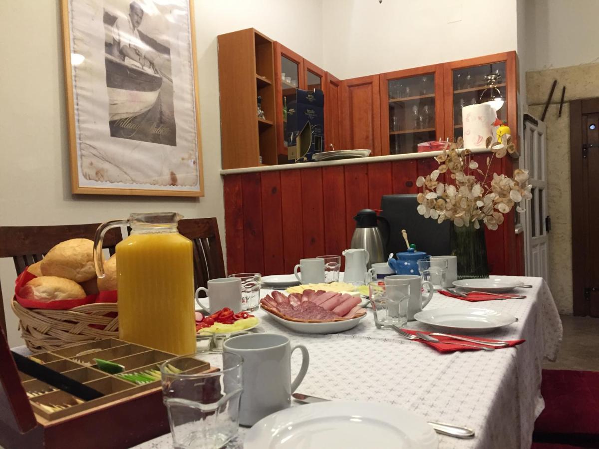 Kikerics Vendeghaz Bed & Breakfast Villany Bagian luar foto