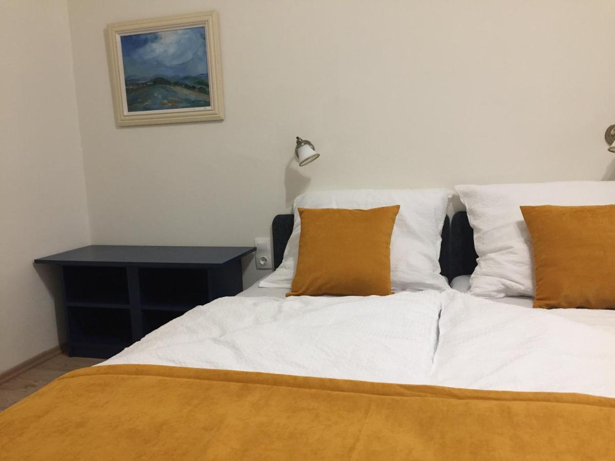 Kikerics Vendeghaz Bed & Breakfast Villany Bagian luar foto